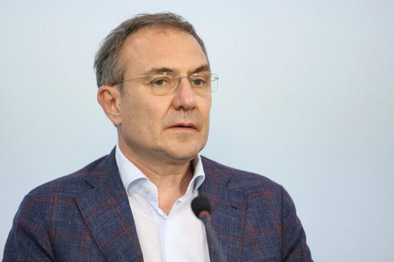 Борислав Гуцанов Борислав Гуцанов