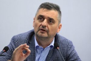 Кирил Добрев