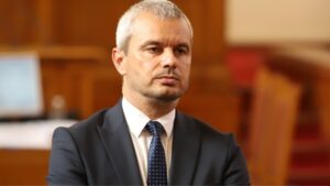 Костадин Костадинов