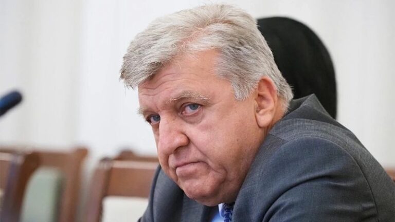 Манол Генов Манол Генов