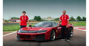 Люис Хамилтън и Шарл Леклер с Ferrari F80. Снимка: Ferrari