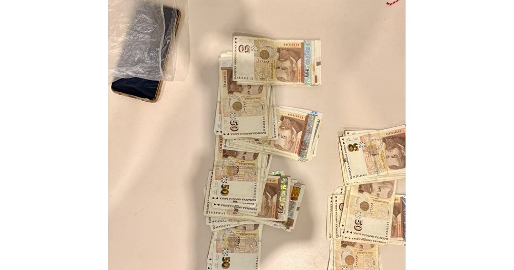 Две жени задържани при спецакция на ГДБОП срещу проституцията в Ямбол Две жени задържани при спецакция на ГДБОП срещу проституцията в Ямбол