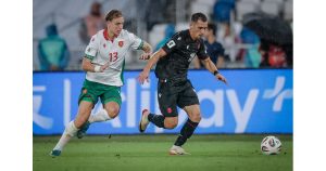 Емил Ценов преследва грузинец. Снимка: Startphoto.bg