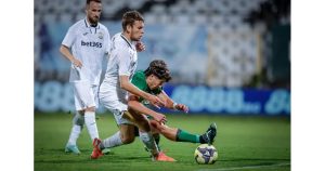 Фенове на "Славия" настояват за оставката на Венци Стефанов след равенството с "Берое"