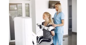 Рехабилитация по клинични пътеки: Кой има право и какво покрива НЗОК?