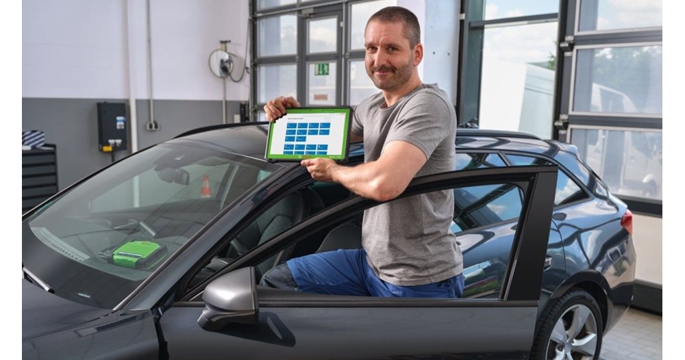 Софтуерът на Bosch за сервизи може да разчита и колите на Tesla. Снимки: Bosch