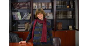 Честит рожден ден на Стоянка Душева – коректорът с око за детайла