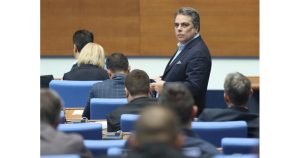 „Продължаваме промяната“ въвежда етична комисия и преизбира ръководство след скандали