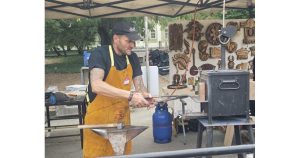 Започна третото издание на Ножаро-ковашкия пленер „Огън и искри“ в Плевен с богата програма