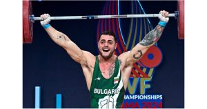 Карлос Насар срещу петима олимпийски и световни шампиони на световното по щанги във Фьорде