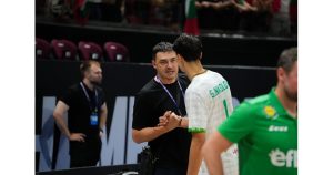 Невероятна гордост: Владо Николов за подвига на най-младия отбор, посягащ към световен връх