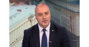 Атанас Славов: "Да, България" няма да подкрепи подписката за сваляне на Наталия Киселова, докато ПП я подкрепят