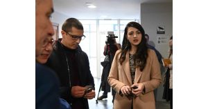 Лена Бориславова отсъства от конгреса на ПП, Асен Василев е единствен кандидат за лидер
