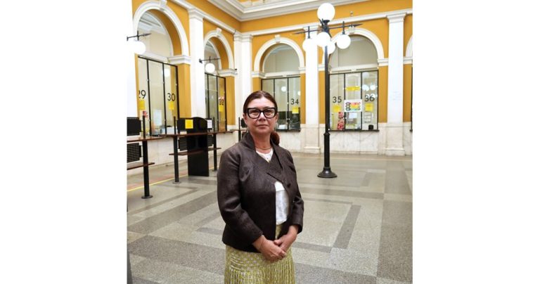 „Български пощи“ харчат двойно повече от държавната помощ, чакат зелена светлина от Брюксел