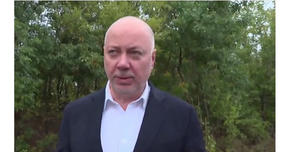 80% загуби на вода в Плевен: Премиерът Желязков посети града на фона на кризата 80% загуби на вода в Плевен: Премиерът Желязков посети града на фона на кризата