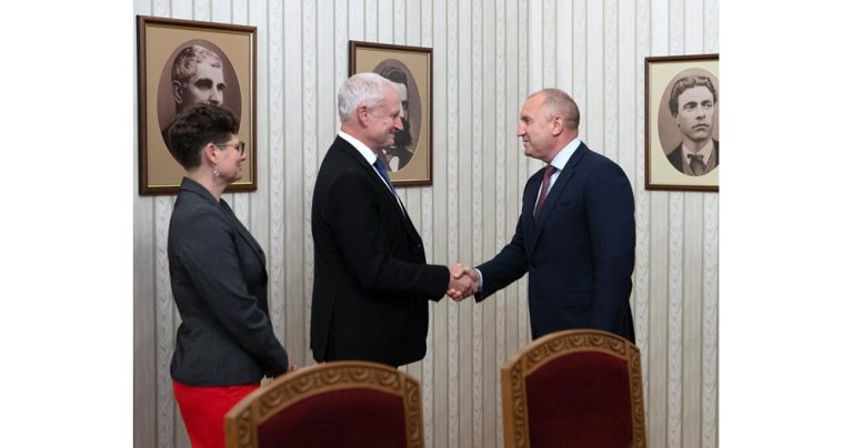 Германия е №1 външнотърговски партньор на България: Радев и бизнесът обсъждат бъдещи инвестиции Германия е №1 външнотърговски партньор на България: Радев и бизнесът обсъждат бъдещи инвестиции