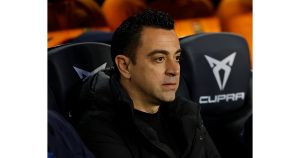 Манчестър Юнайтед води преговори с Шави Ернандес за треньорския пост