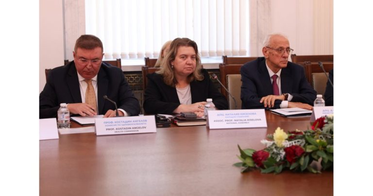 Парламентът обяви война на затлъстяването: Всеки трети ученик е с наднормено тегло