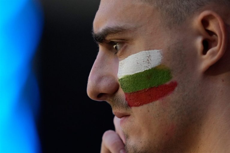 Спортът е над всичко: Италиански шампион утеши ридаещия наш национал Спортът е над всичко: Италиански шампион утеши ридаещия наш национал