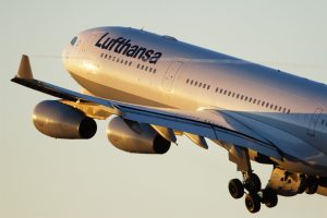 Lufthansa съкращава 4000 души, вдига целите за печалба