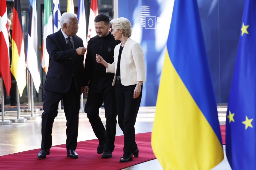ЕС търси начин да заобиколи ветото на Орбан за членството на Украйна