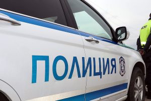 Гонка в Русе: 19-годишен без книжка катастрофира след преследване, рани спътника си
