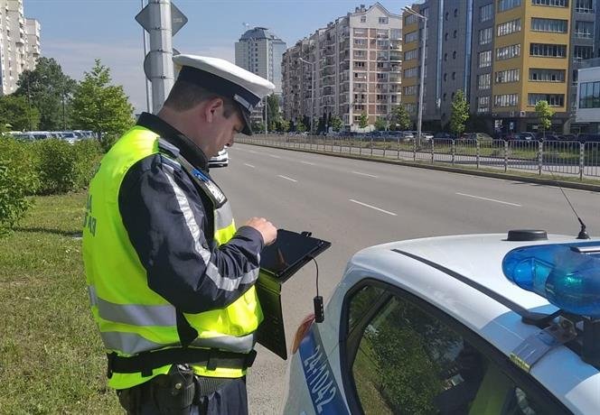 Абсурден рекорд в Пловдив: Шофьор получи 3 акта за минута, но съдът отмени най-солената глоба