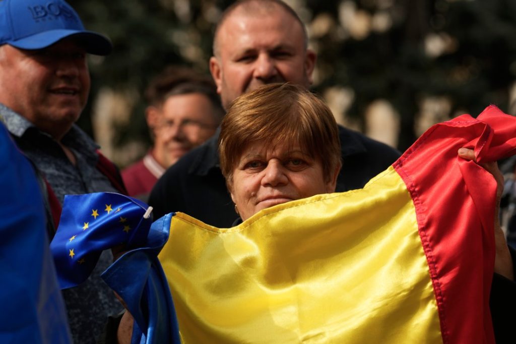 Европа приветства проевропейския избор на Молдова, Русия отрича намеса