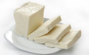 Шок в цените на сиренето: От борсата до магазина удвоява цена, КЗК проверява