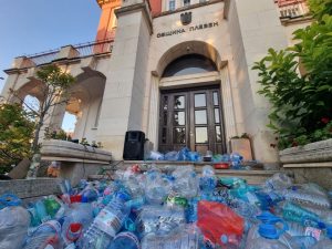 Кризата с водата в Плевен: Вицепремиер и министър идват на спешно заседание