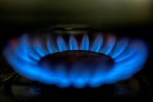 КЕВР утвърди по-ниска цена на газа за октомври: 61,01 лв. за мегаватчас