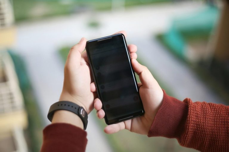 Без телефони в клас: Как училищата се готвят за новата забрана? Без телефони в клас: Как училищата се готвят за новата забрана?