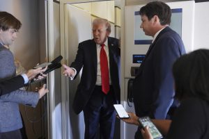 Тръгва ли администрацията на Тръмп срещу неудобни журналисти?