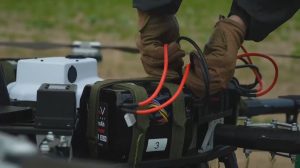 Украйна развива отбранителна индустрия, докато Русия отвръща с 'Кощей' и препрограмирани 'Баба Яга' дронове