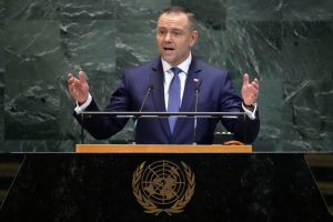 Карол Навроцки: Полша е готова да защити своята територия и обмисля ядрено разгръщане