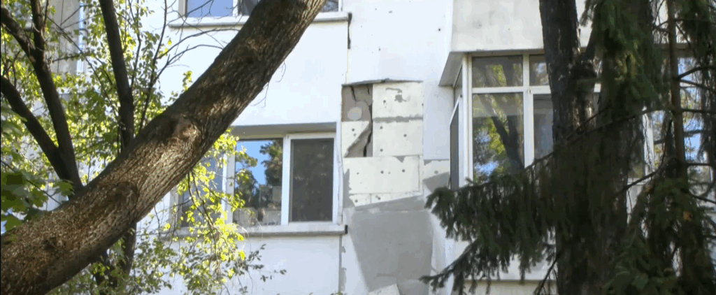 Принудителна евакуация в столичния квартал „Хаджи Димитър“ заради опасност от срутване на жилищен блок