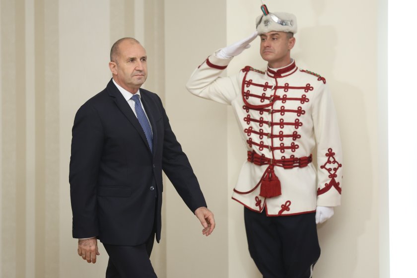 Президентът Радев: 2025 г. ще бъде превратна за България, Европа и света Президентът Радев: 2025 г. ще бъде превратна за България, Европа и света
