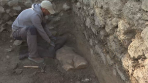 Откриха торса на Херакъл в Хераклея Синтика – следи сочат за умишлено разрушаване при вражеска атака