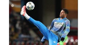 Джуд Белингам триумфира като Футболист №1 на Англия за сезона