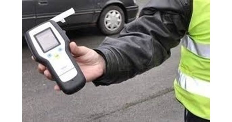 Пиян шофьор в Троян: Заловен зад волана с 2,44 промила алкохол Пиян шофьор в Троян: Заловен зад волана с 2,44 промила алкохол