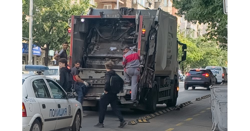 Общините настояват за 3 години преходен период преди пълното въвеждане на такса „замърсителят плаща“ Общините настояват за 3 години преходен период преди пълното въвеждане на такса „замърсителят плаща“