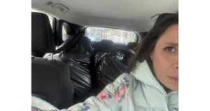 Депутат от ДБ извозва боклук от "Красно село" с личната си кола: Общината обяви криза заради фирми, свързани с Таки