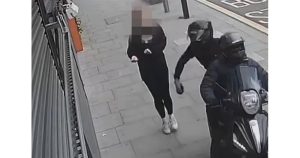 Мащабна схема: Българи замесени в контрабанда на откраднати телефони от Англия към Китай