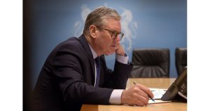 Киър Стармър пристигна в Индия с 125-членна делегация: Активирането на FTA е приоритет, визите остават извън дневния ред