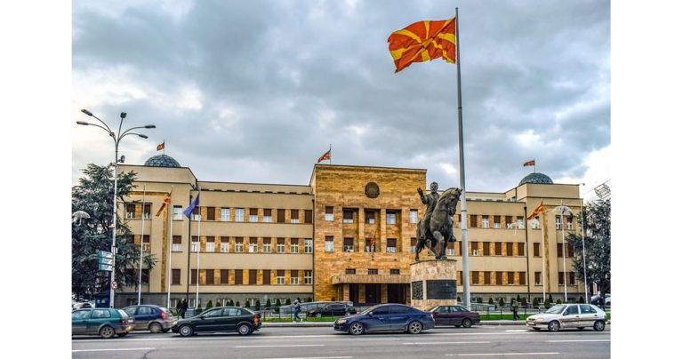 Шокиращи разкрития в Скопие: Арестуваха директор и затвориха два частни дома за възрастни заради нечовешко отношение