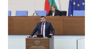 ДБ иска отмяна на почивния понеделник: Спестяваме 250 млн. лв. и скъсяваме разликата с европейските работни дни