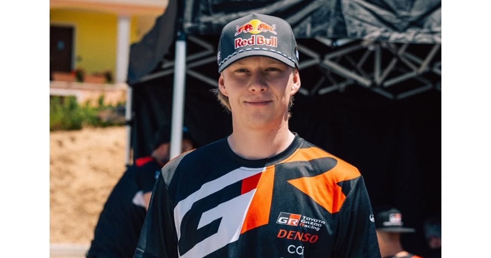 Кале Рованпера се оттегля от WRC след сезон 2025: Най-младият шампион преминава в Японската Супер Формула Кале Рованпера се оттегля от WRC след сезон 2025: Най-младият шампион преминава в Японската Супер Формула