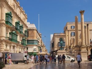 Малта: Каменният остров, пазител на древни цивилизации и рицарски подвизи