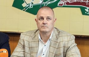 Непълнолетният, обвинен за побоя над Кожухаров, е под "надзор на родителите"