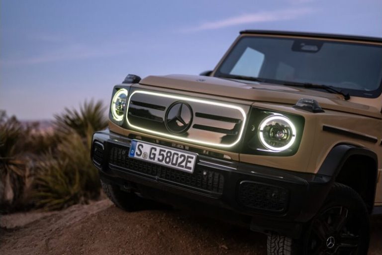 Mercedes прави Кечкемет най-големия си завод в Европа: Производството в Унгария скача до 400 000 коли Mercedes прави Кечкемет най-големия си завод в Европа: Производството в Унгария скача до 400 000 коли